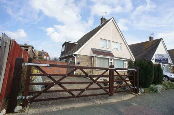 3 Bedroom Semi-Detac...